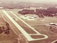 Aerial image of the airport in the 1980s