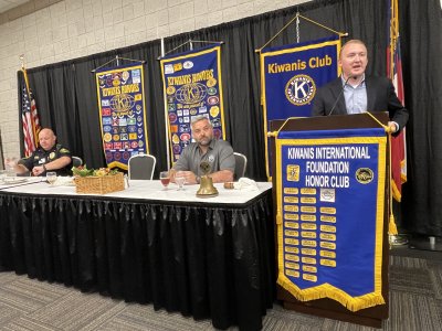 City Administrator Andrew Parker gives a presentation at the Dalton Kiwanis Club