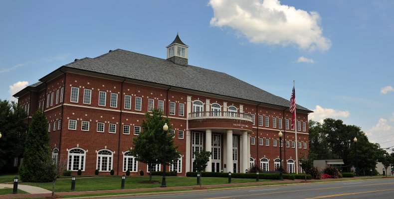 A picture of Dalton's City Hall 